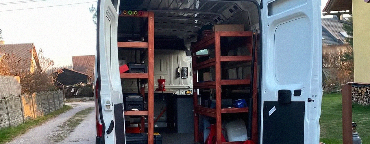 Mobilní autoservis při servisním zásahu